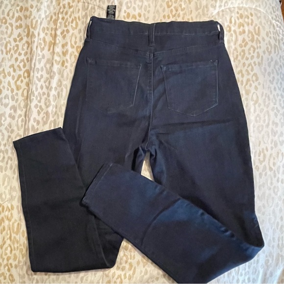 Dark washed Skinny Jeans Fashion Nova - Picture 5 of 6